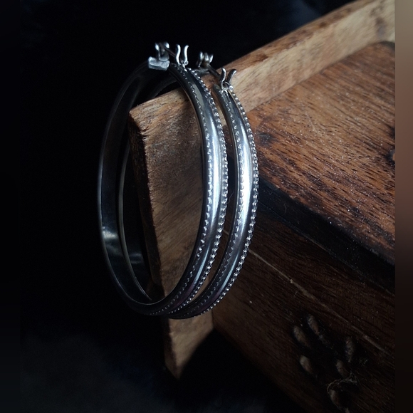 Vintage Silver Hoop Earrings - Picture 4 of 5